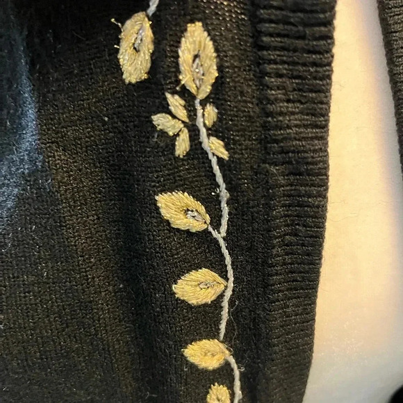 Embellished cardigan - Picture 2 of 3